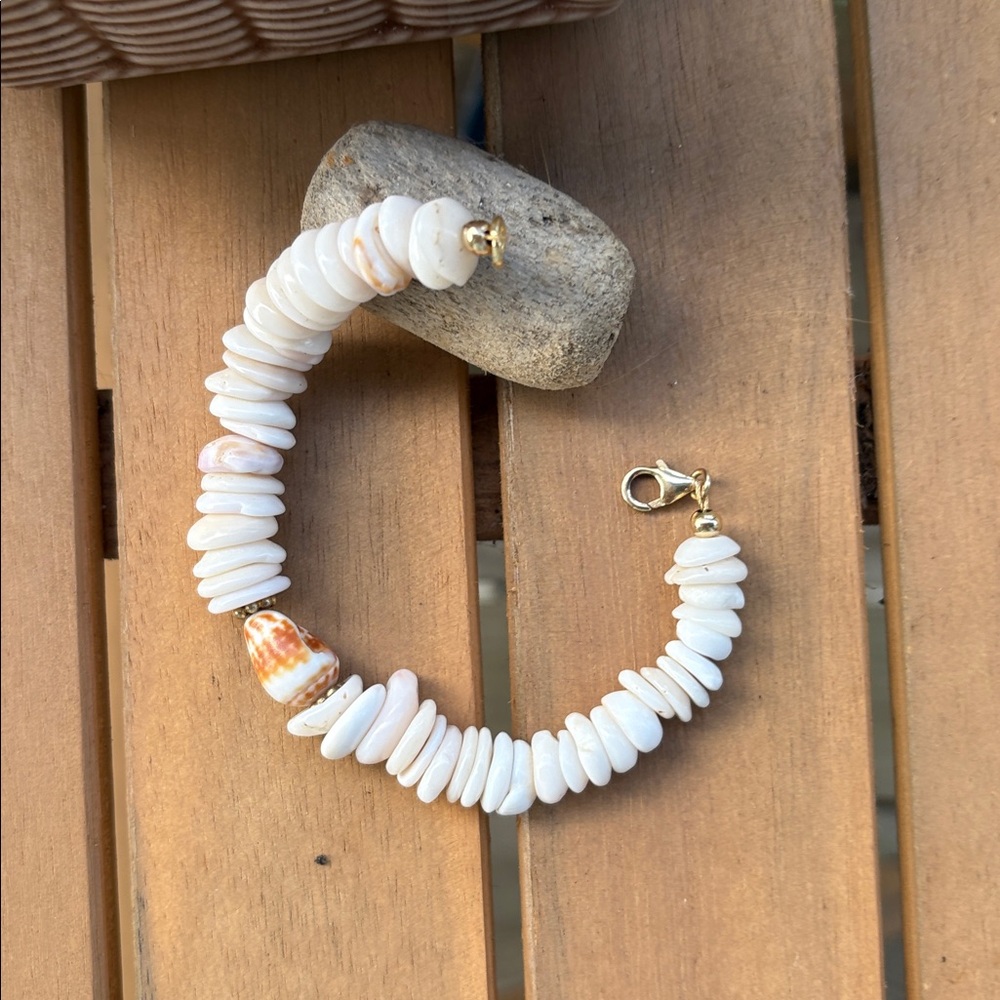 Cone Shell With Puka Shell Bracelet